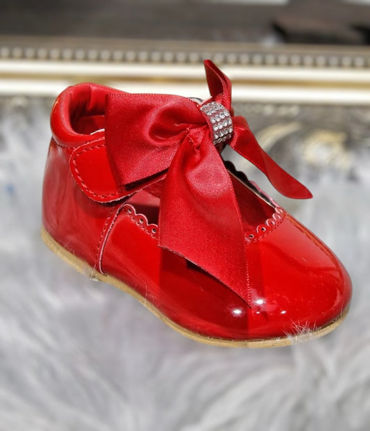 Red bow hard sole shoes